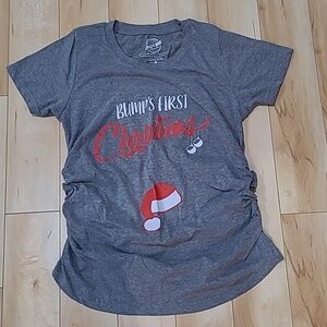 Women's medium maternity Christmas t-shirt